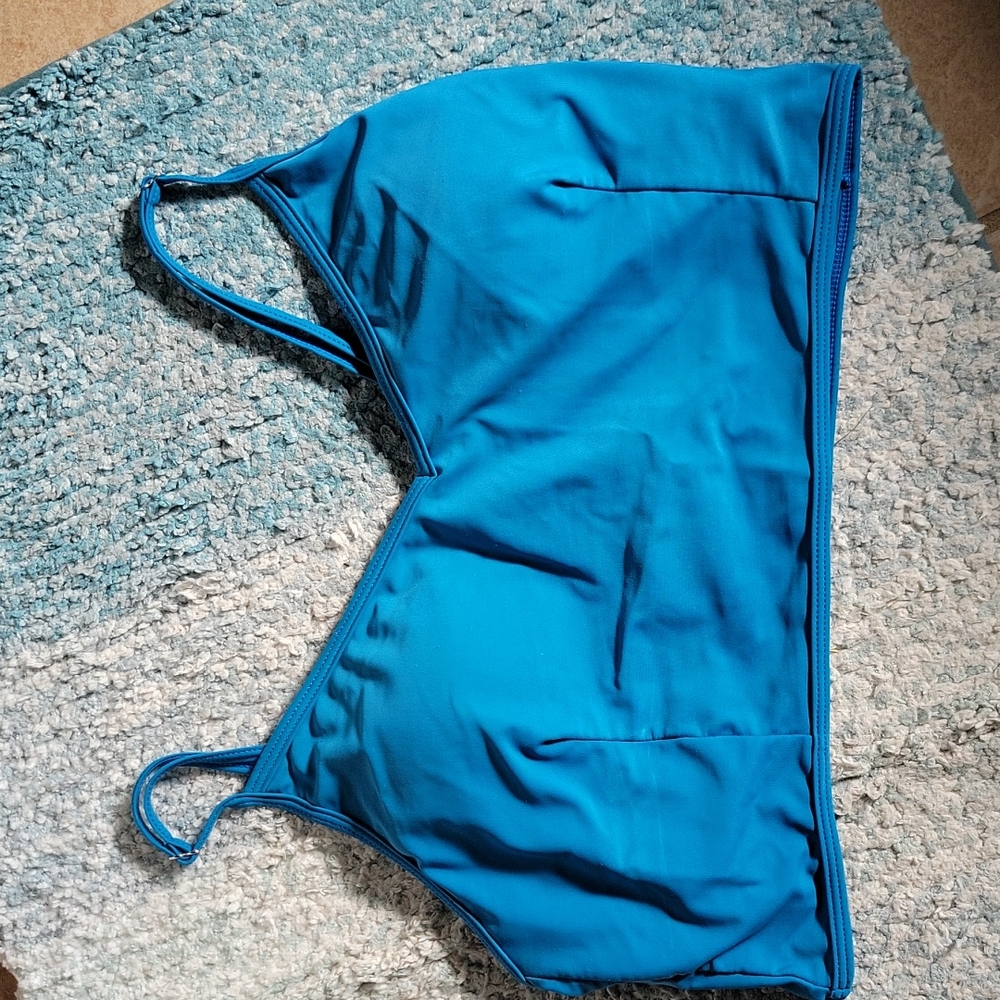 KORTNI JEANE: Marine Blue V crop - Picture 1 of 3